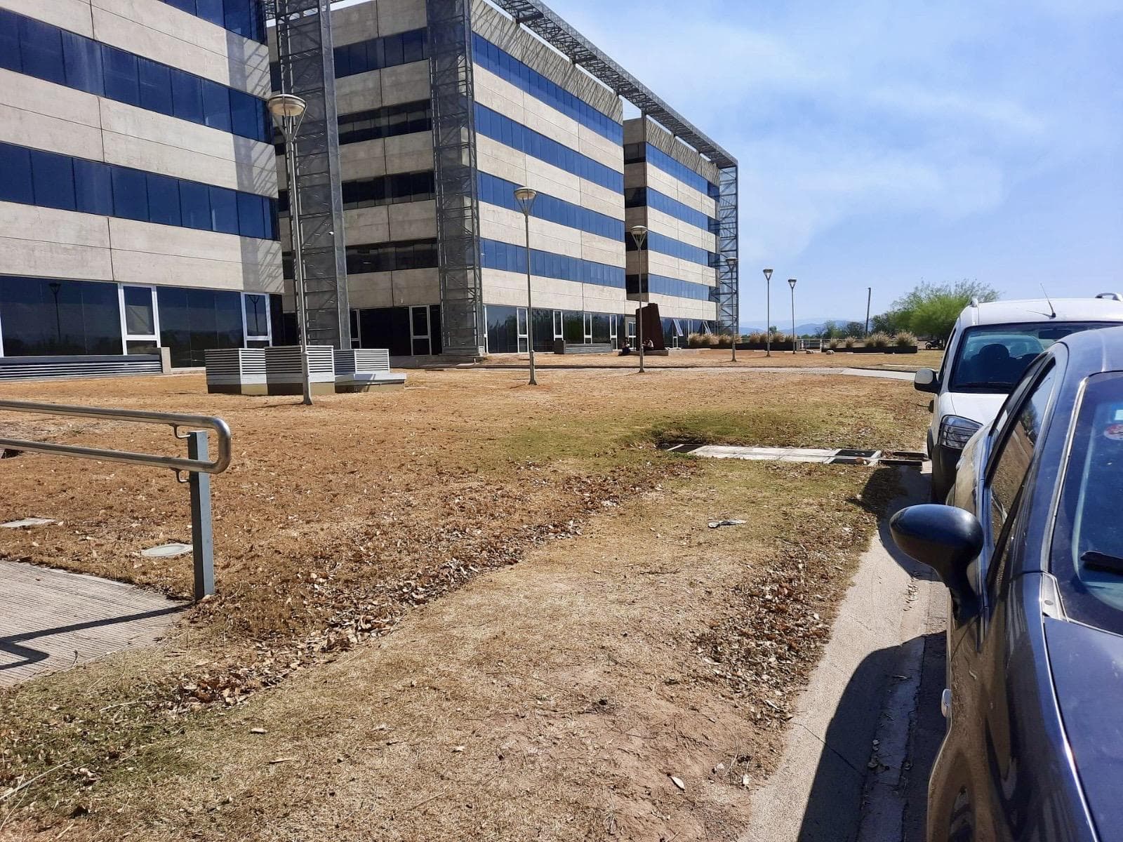 Oficina de 456m2 en Parque Empresarial Córdoba – foto 3