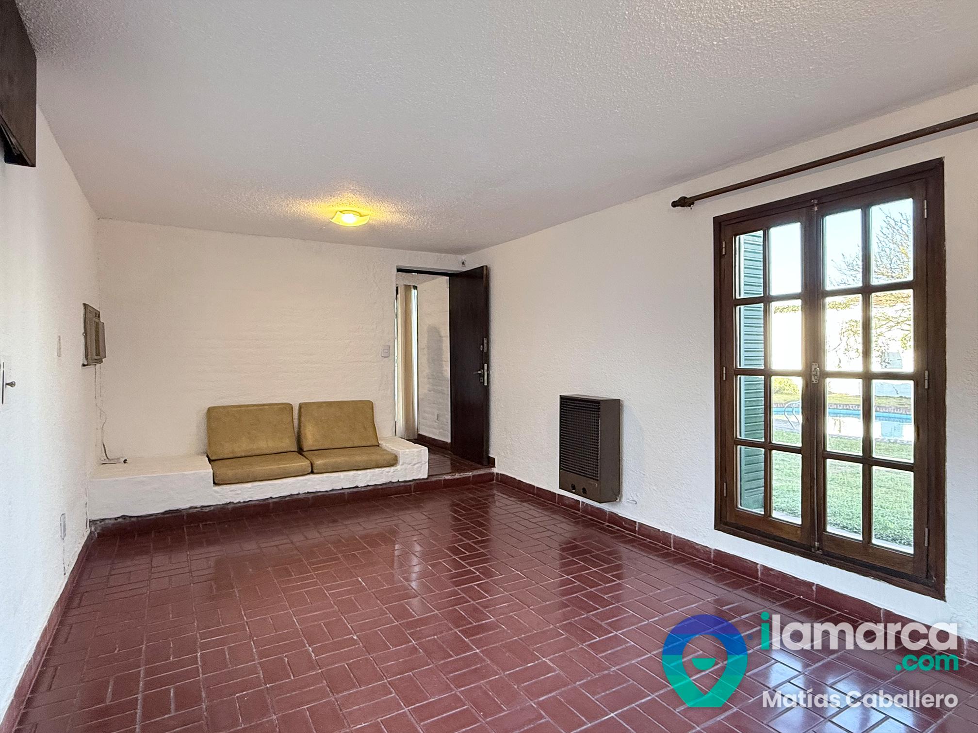 Casa en Venta y Alquiler en Urca, Amplio Terreno, Pileta y Excelente Entorno Residencial – foto 5